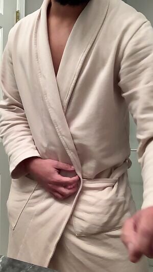 Would You Suck Until You Get The Cream Filling? 👅