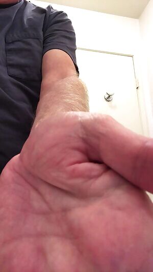 I love cumming so much