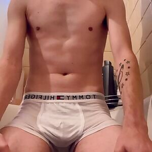 Im in love with pissing myself...