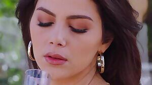 Round Booty Chick Getting DP