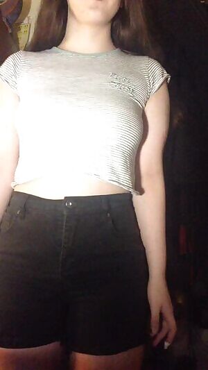 I know i just posted one like this the other day but i love this top