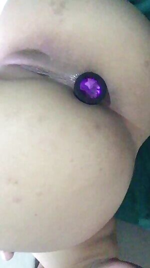 Ready to play with My ass and pussy for you🔥 Available KiK or Telegram Frostypaulina ❤️ 1$ sessions 2$ Sessions HD Customs add me Daddy