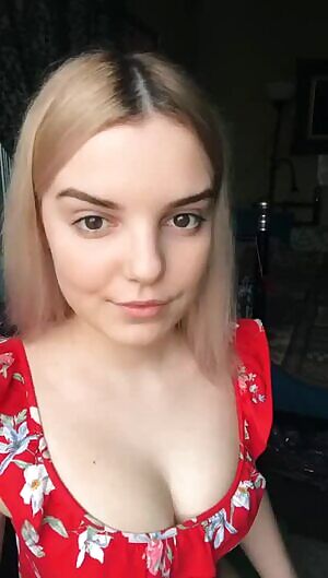 Someone has GO TO babecock this chick with a nice BBC. She looks like she's begging for it!!!