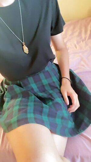 Just a little peek 😇