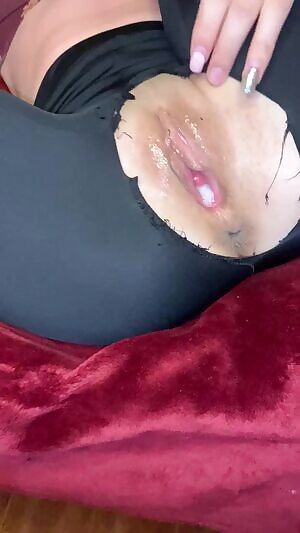 He came a HUGE load inside me