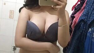 Rate Her Tits
