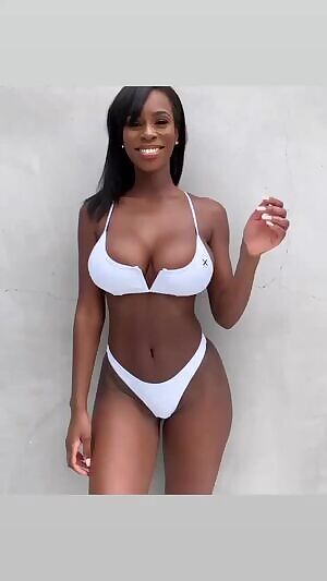 Lexxie Marie