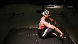 Renske Endel - Extreme Frontbends Warmup