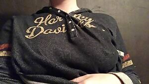 Lil drop for your Saturday night 🖤