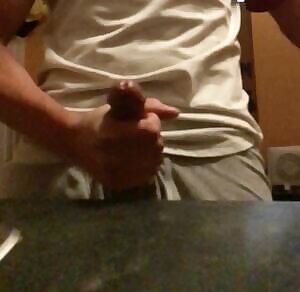 1st cumshot of the week 💦