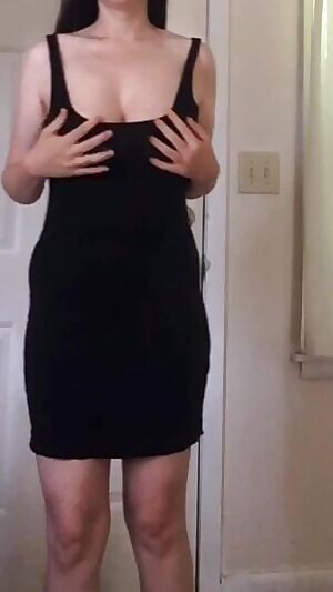 Friday striptease for the five ppl who see this