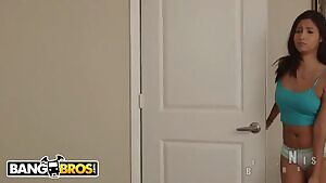 So deep put her ass to sleep.