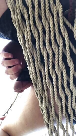 Peeing outside with shakes at the end