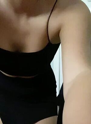 I forgot my panties ... and my bra .. you don’t mind right?