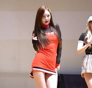 Uni.T - Woohee