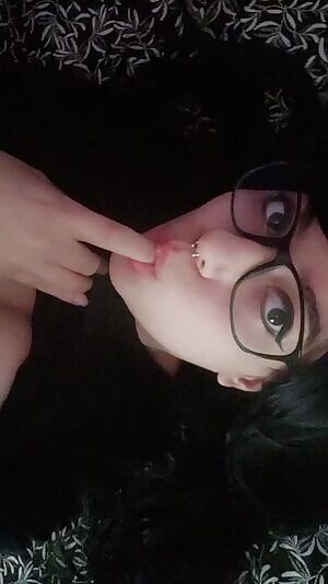 😺💫 busty, goth, latina, available 💫😺