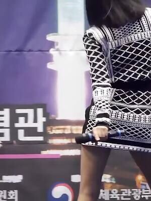 Camila - Yubin's Hot Move