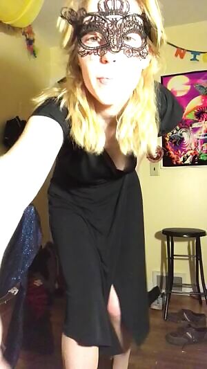 I wore this dress on our irst date <3