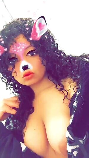 Looking to get breeded. 😇✨