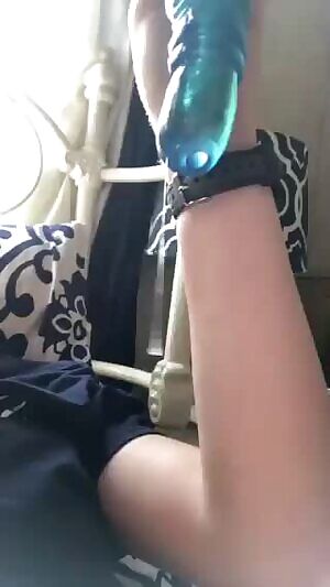 Tasting her juicy grool