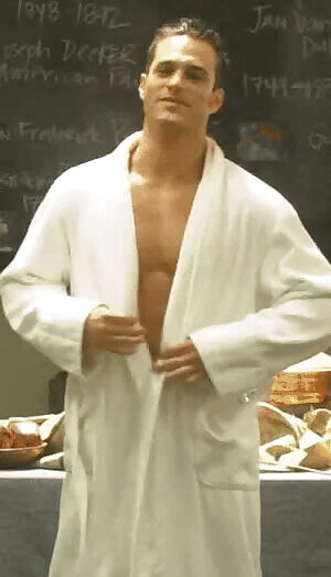 Muscle revealed Gif ...