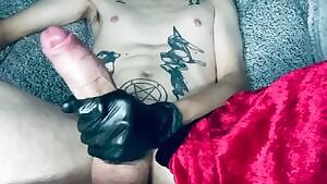 Would you ride my sleigh tonight? 😈