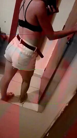 SERIOUS BUYERS ONLY pics, vids, CUSTOMSS , GIRLFRIEND EXPERIENCE, s e x t i n g, and anything you want me to please you daddy pinkdestinyhot