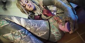 This twisted xxl dildo rips any anal hole appart