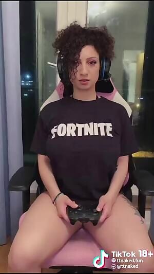 Do u Like The Pair 🍈💦